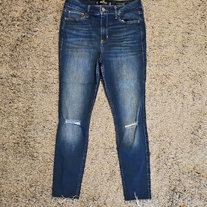 Hollister Women's Dark Blue Skinny Jeans